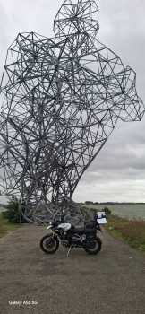 zittende figuur 2.jpg